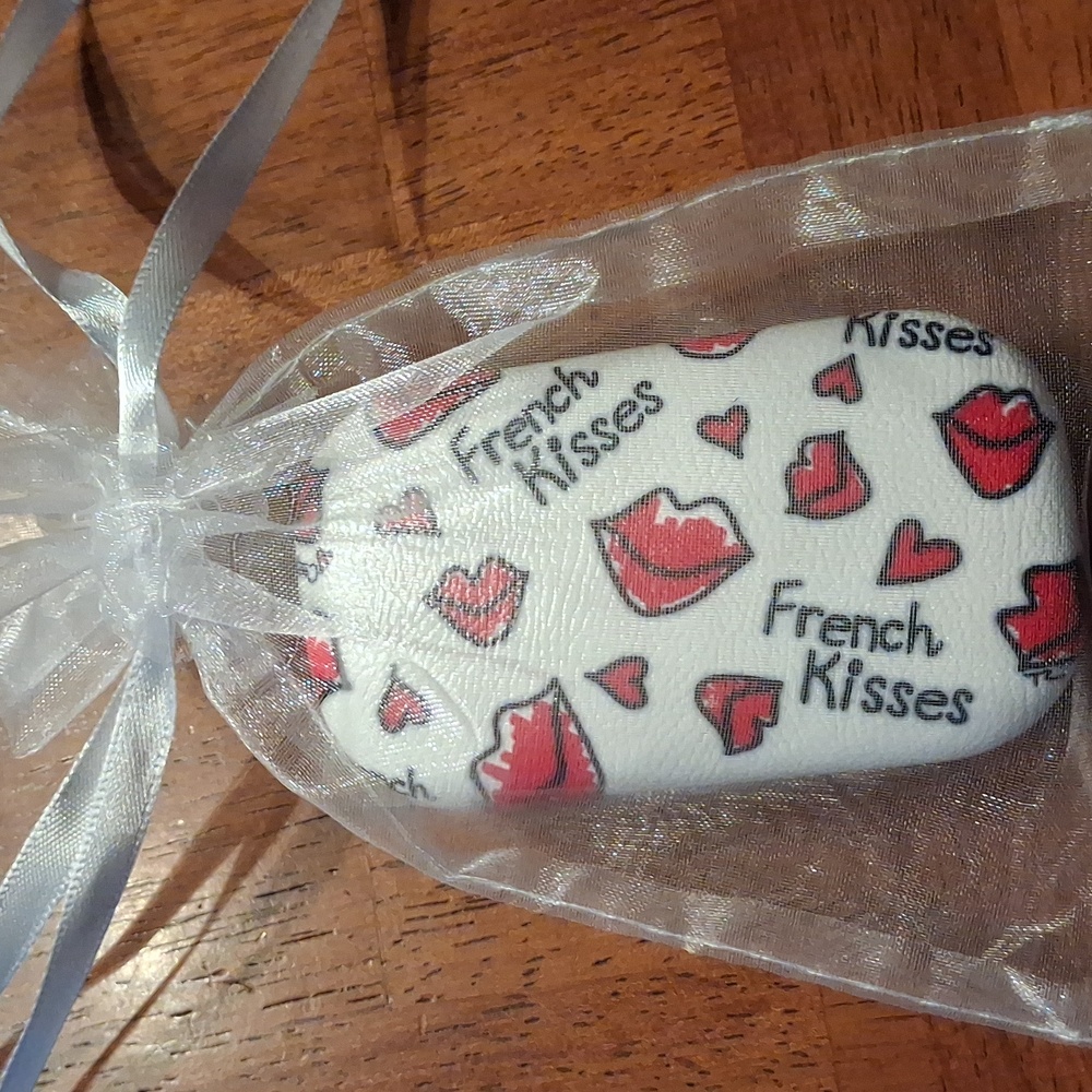 Brighton French Kisses Mini Box - Picture 6 of 6
